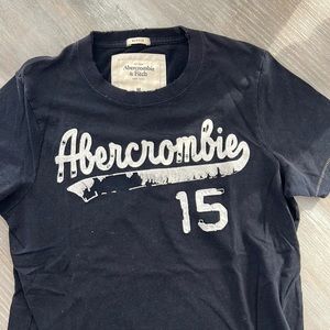 Abercrombie Mens Short Sleeve Shirt. Size Medium